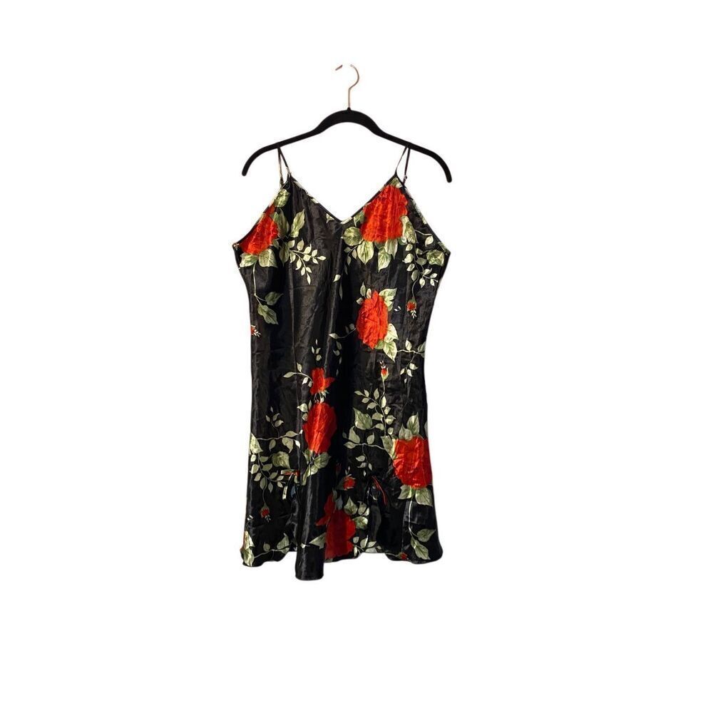 Vintage woman’s CGC Black and Red Floral Nightgown Size XL
